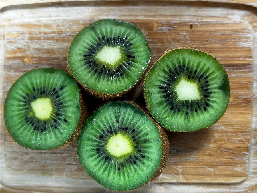 Kiwi Benefits: Heart Health, Digestion, and More
